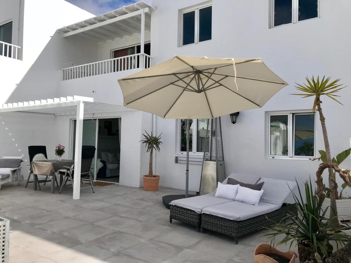 Romantic Casa Blanca Costa Teguise Bagian luar foto
